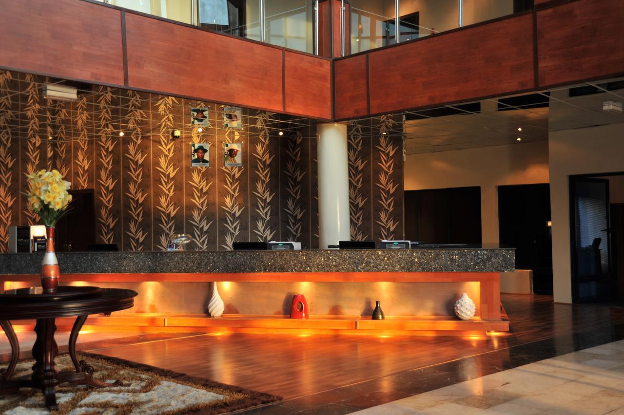 Protea Hotel By Marriott Delta Warri Ngoại thất bức ảnh