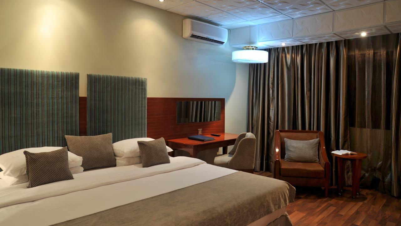 Protea Hotel By Marriott Delta Warri Ngoại thất bức ảnh